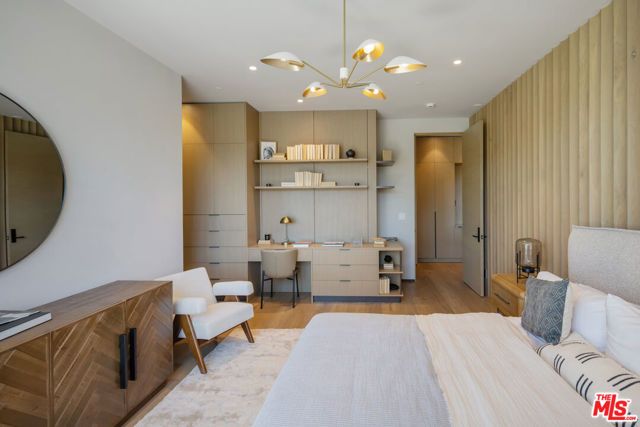 5056 Louise Avenue, Encino (los Angeles), CA 91316