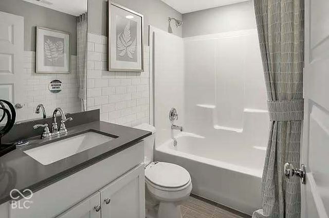 11449 Dippers Court, Noblesville, IN 46060