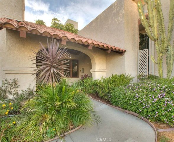 353 N Colorado 101, Long Beach, CA 90814