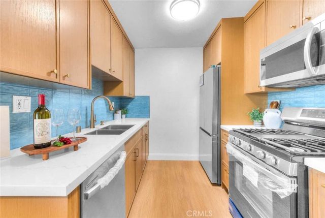 353 N Colorado 101, Long Beach, CA 90814