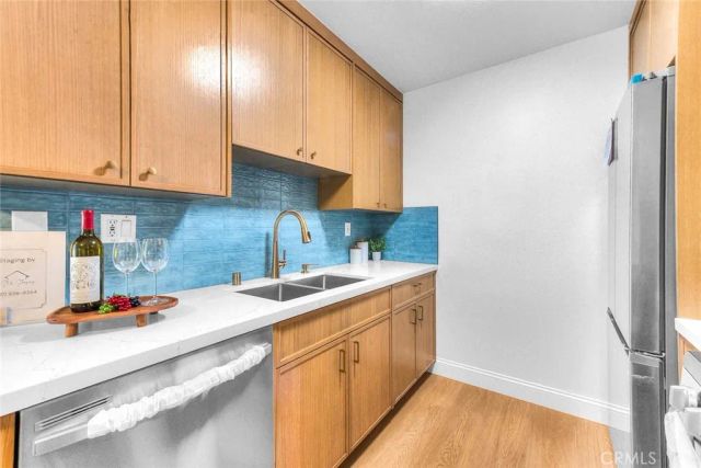 353 N Colorado 101, Long Beach, CA 90814
