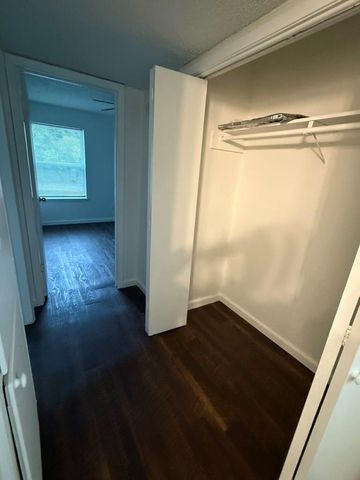 2124 Burton DR 251, Austin, TX 78741