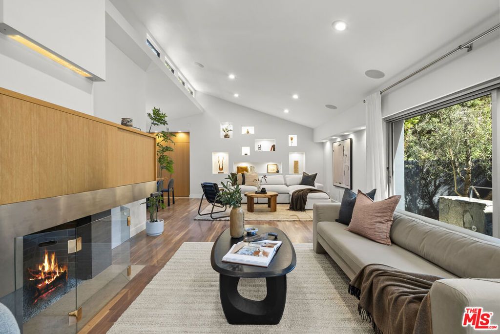3239 Ledgewood Drive, Los Angeles, CA 90068 — photo 5
