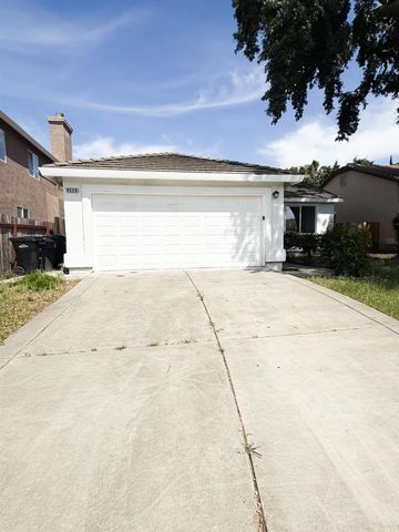 8226 Windmill Oaks Pl, Antelope, CA 95843