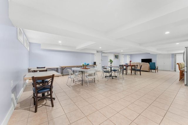 59 Briarcliff Rd, Brockton, MA 02301