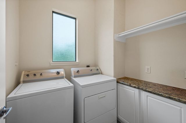 5336 Petty Street C, Houston, TX 77007