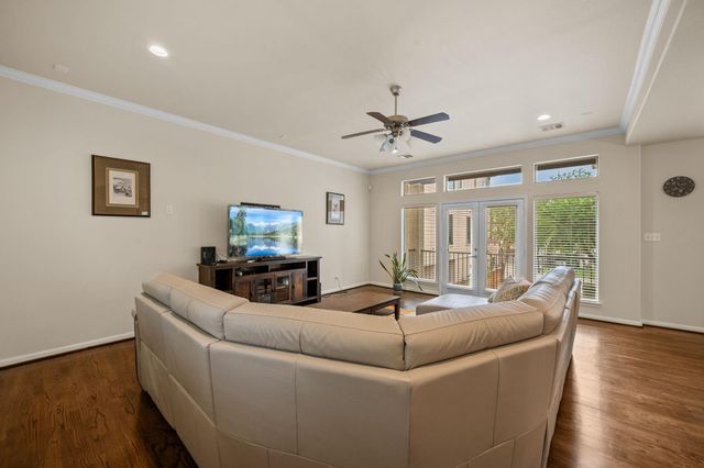 5336 Petty Street C, Houston, TX 77007