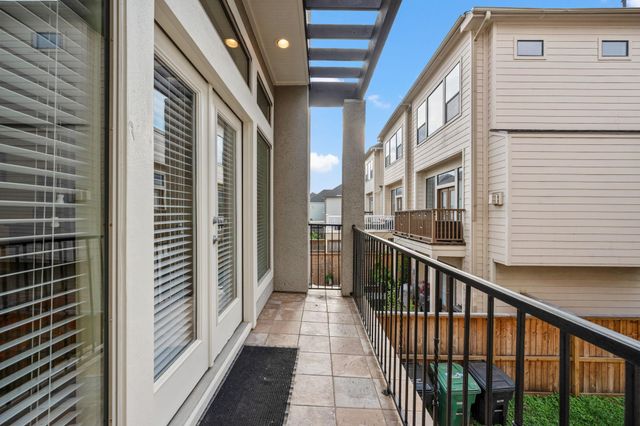 5336 Petty Street C, Houston, TX 77007