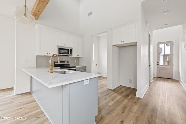 121 Mayberry Grove Street, Youngsville, LA 70592