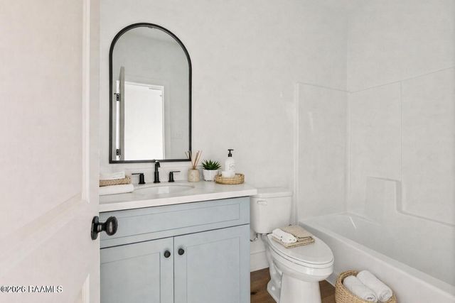 121 Mayberry Grove Street, Youngsville, LA 70592