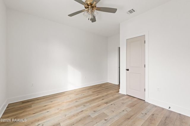 121 Mayberry Grove Street, Youngsville, LA 70592