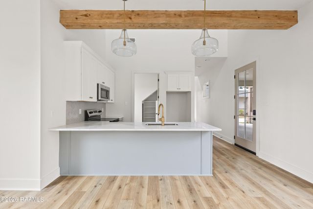 121 Mayberry Grove Street, Youngsville, LA 70592