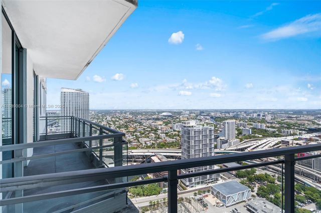92 SW 3rd St 5206, Miami, FL 33130