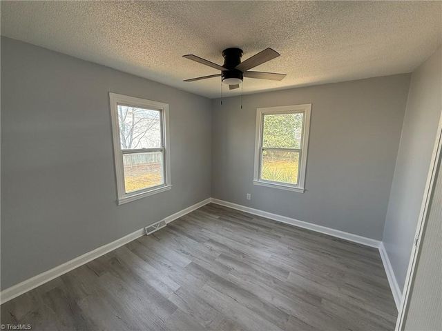 2213 OBrien Street, Greensboro, NC 27407