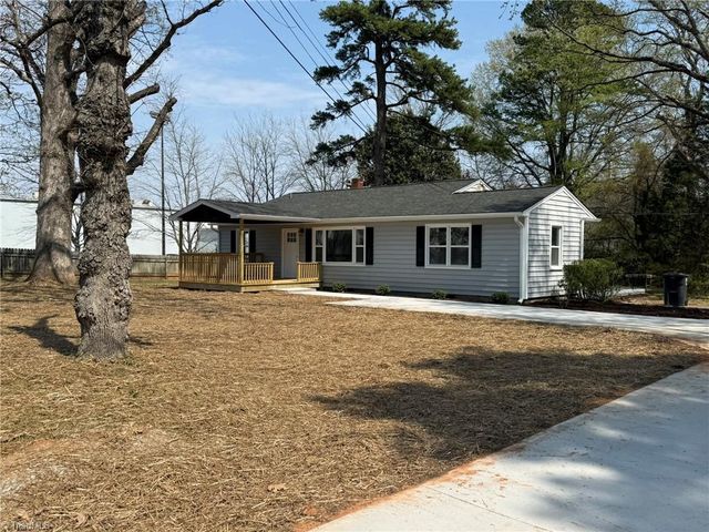 2213 OBrien Street, Greensboro, NC 27407