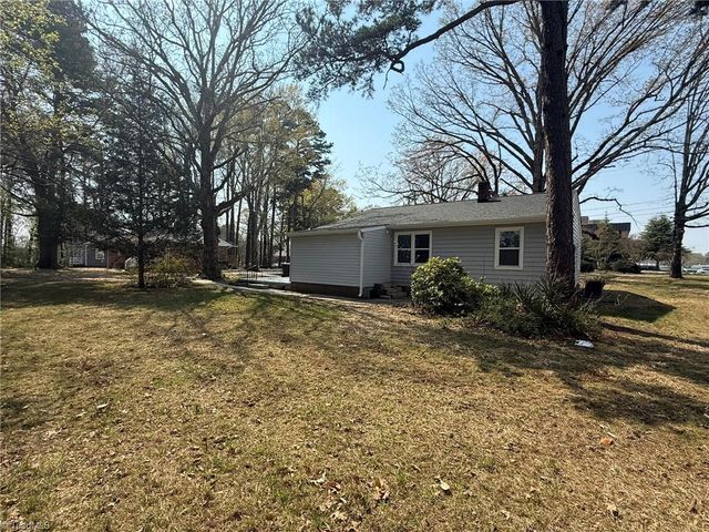 2213 OBrien Street, Greensboro, NC 27407