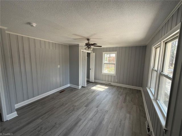 2213 OBrien Street, Greensboro, NC 27407