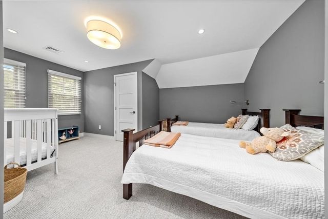 2 Black Rock Dr, Hingham, MA 02043