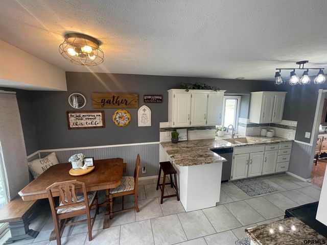 3010 N 202Nd Street, Elkhorn, NE 68022