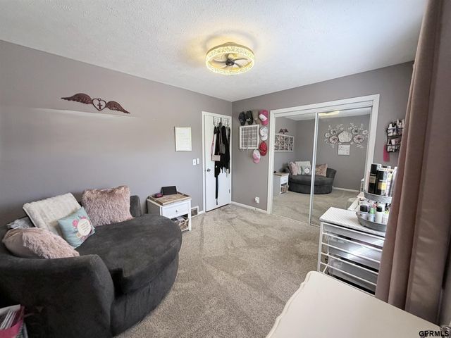 3010 N 202Nd Street, Elkhorn, NE 68022