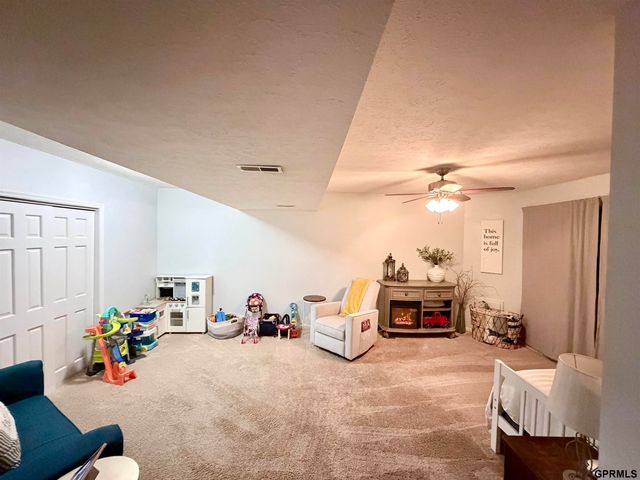 3010 N 202Nd Street, Elkhorn, NE 68022