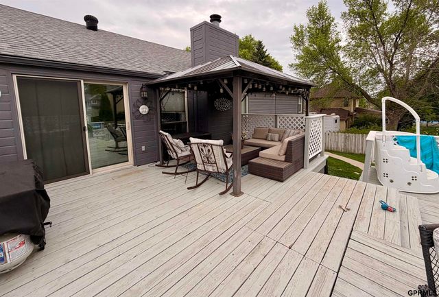 3010 N 202Nd Street, Elkhorn, NE 68022