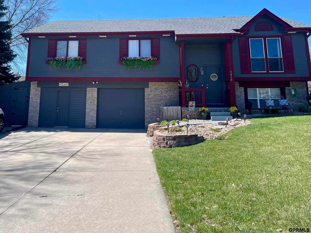 3010 N 202Nd Street, Elkhorn, NE 68022