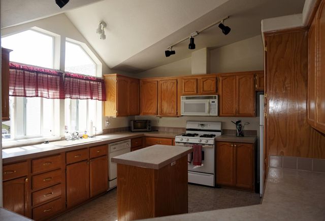 18915 Cosumnes Ln, Plymouth, CA 95669