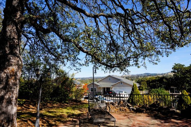 18915 Cosumnes Ln, Plymouth, CA 95669