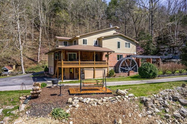 295 Cave Hollow Rd, Dowelltown, TN 37059