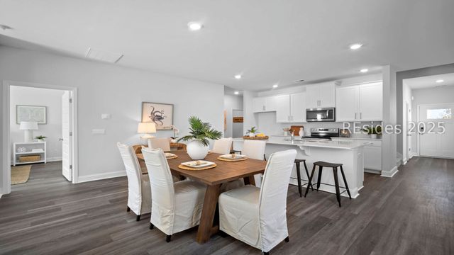 1344 Sanctum St, Ridgeland, SC 29936