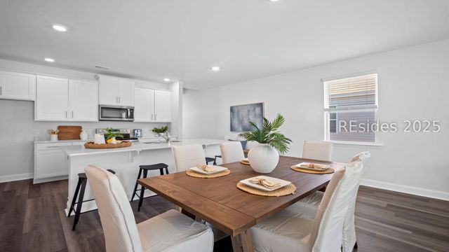 1344 Sanctum St, Ridgeland, SC 29936