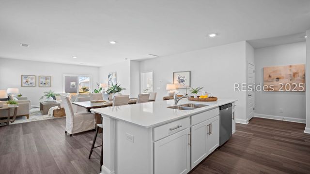 1344 Sanctum St, Ridgeland, SC 29936