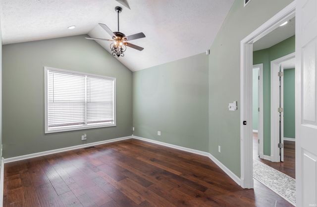 9120 Clear Creek Drive, Evansville, IN 47711