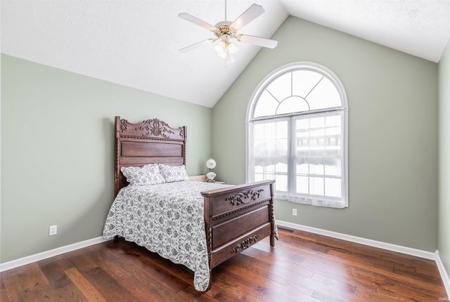 9120 Clear Creek Drive, Evansville, IN 47711