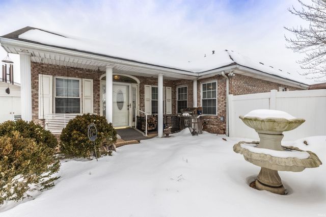 9120 Clear Creek Drive, Evansville, IN 47711