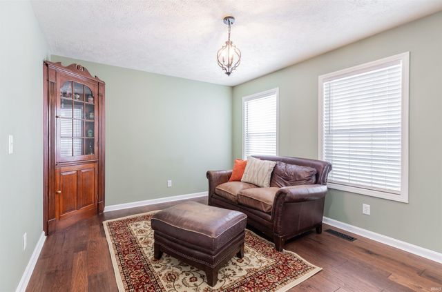 9120 Clear Creek Drive, Evansville, IN 47711