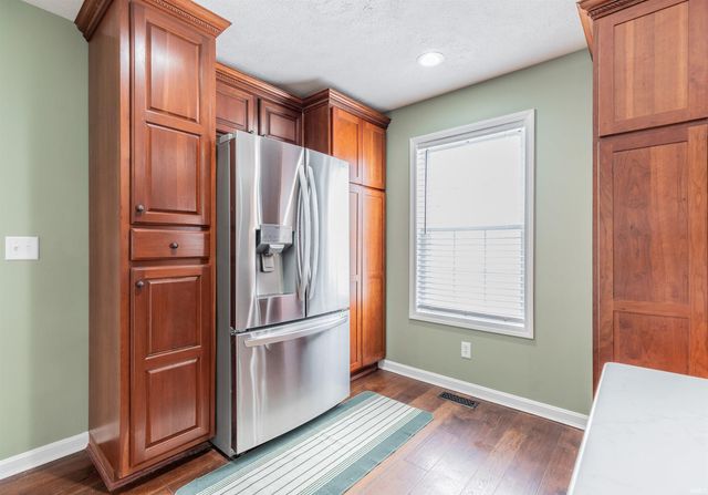 9120 Clear Creek Drive, Evansville, IN 47711