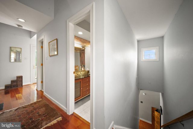 15584 SECOND ST, Waterford, VA 20197