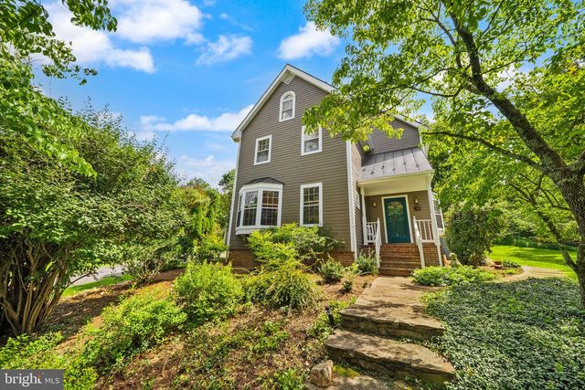 15584 SECOND ST, Waterford, VA 20197
