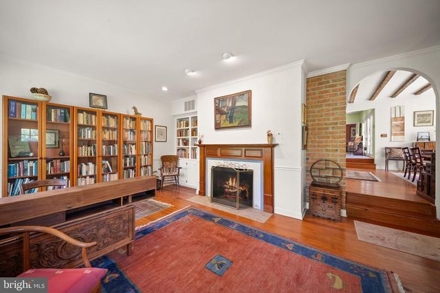15584 SECOND ST, Waterford, VA 20197