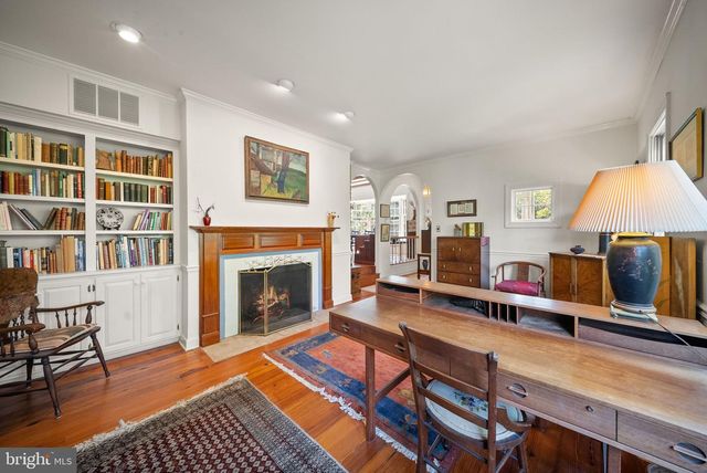 15584 SECOND ST, Waterford, VA 20197