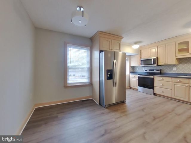 1010 ALLWARD DR, Waldorf, MD 20602