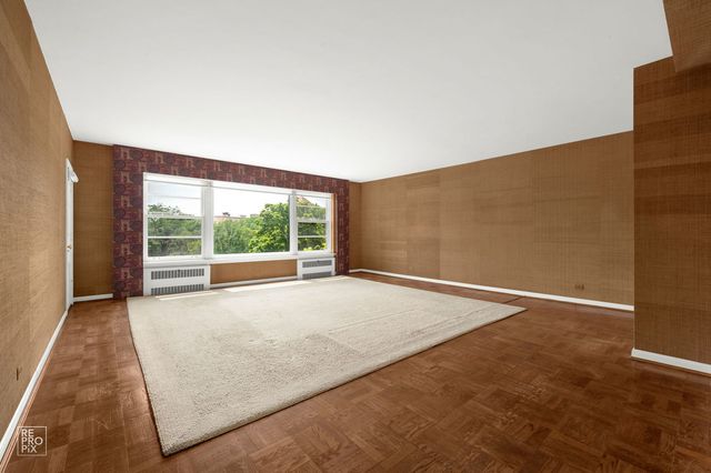 1500 Hinman Avenue 302, Evanston, IL 60201
