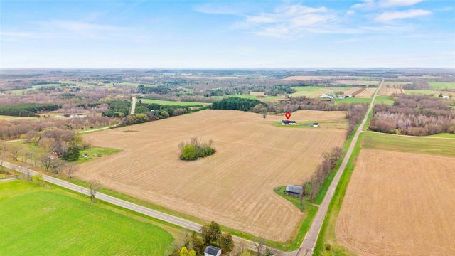 N7117 Black Creek Road, Princeton, WI 54968