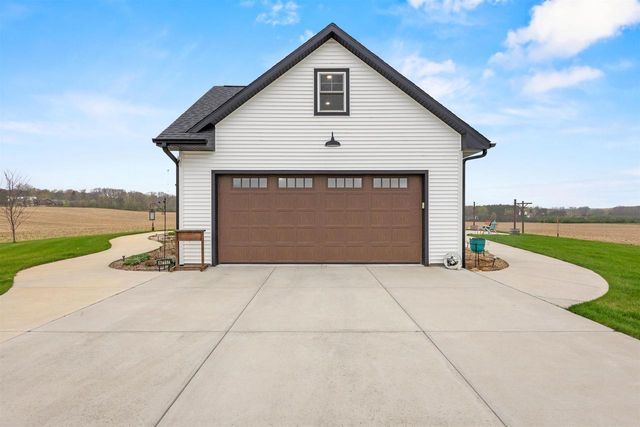 N7117 Black Creek Road, Princeton, WI 54968