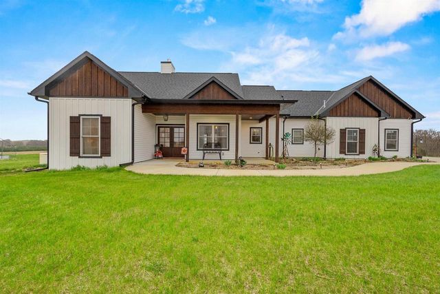 N7117 Black Creek Road, Princeton, WI 54968