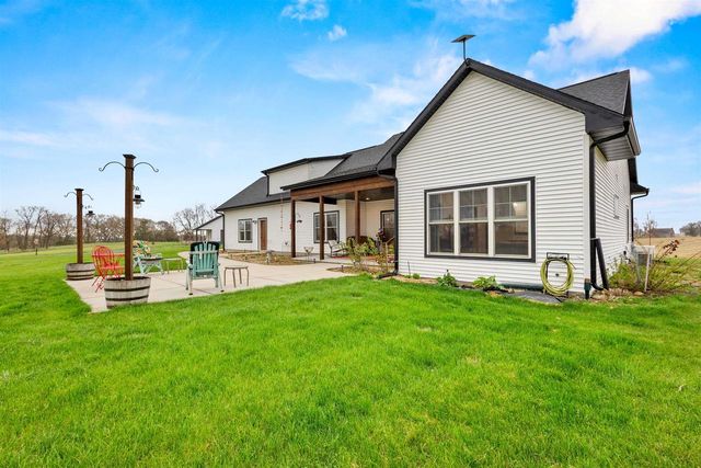 N7117 Black Creek Road, Princeton, WI 54968