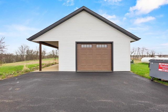 N7117 Black Creek Road, Princeton, WI 54968
