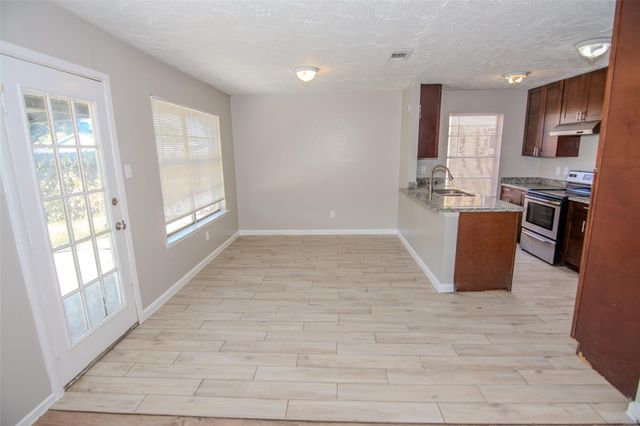 20031 Woodhall Lane, Humble, TX 77338